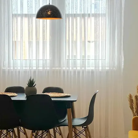 Smart - Elegant