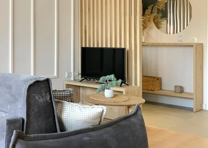 Smart - Elegant